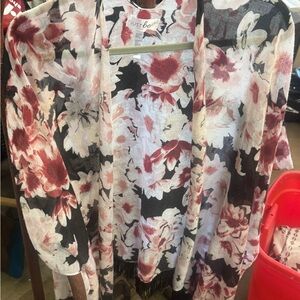 just be Black, Cream & Rose Floral Fringe Kimono